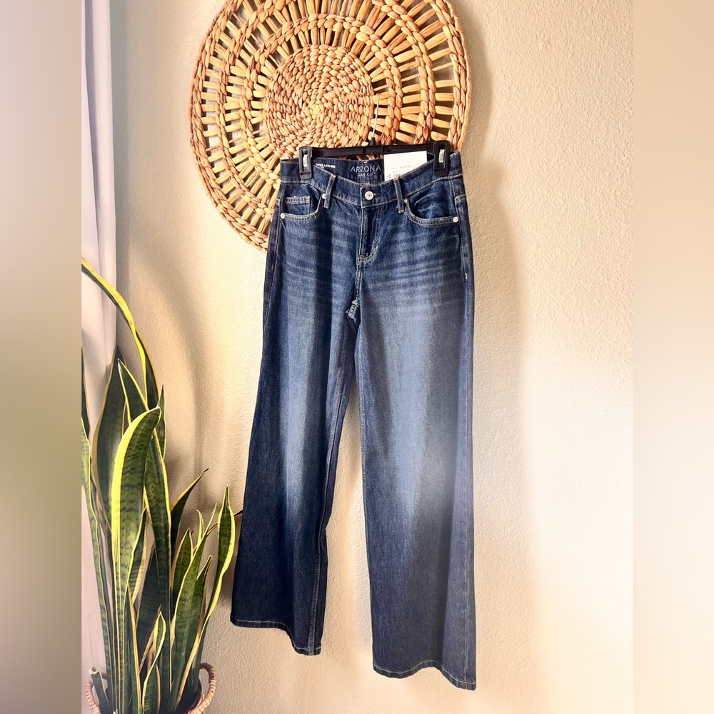 Arizona Jean Company Wide Leg Jeans in Dark Blue Wash